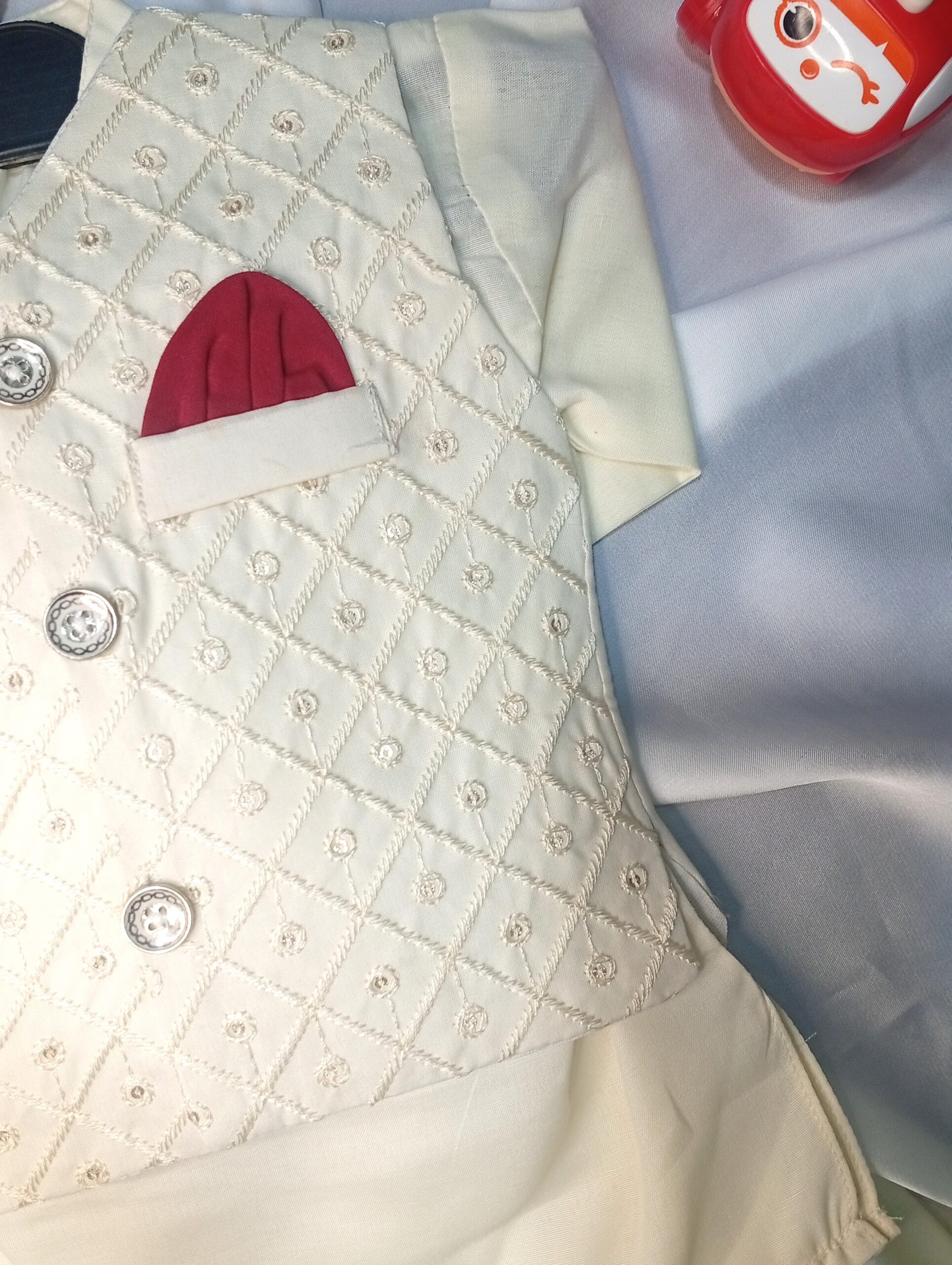Summer Embroidered Suit with Waistcoat for Boys - Image 2